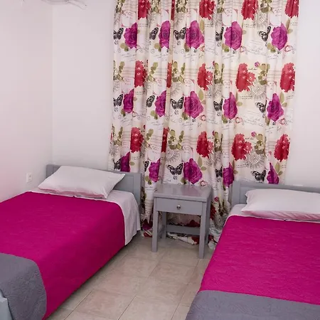 Bay's Aparthotel