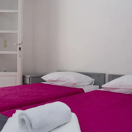 Bay's Aparthotel 2*